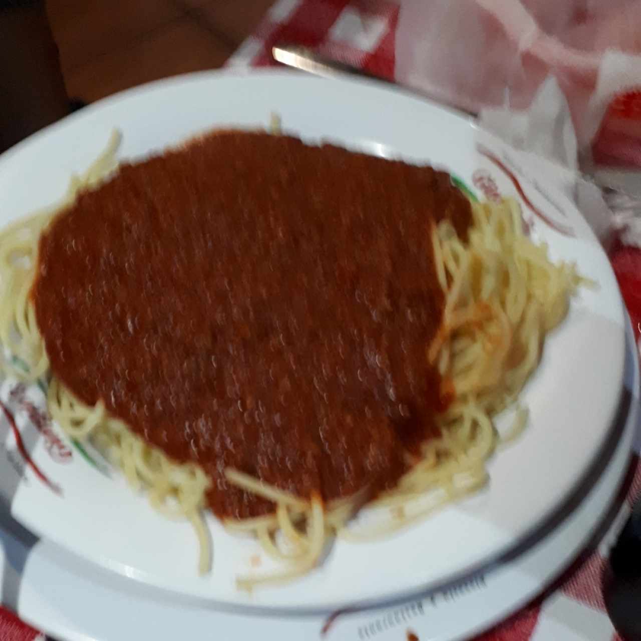 Spaghetti a la bolognese, gran porción