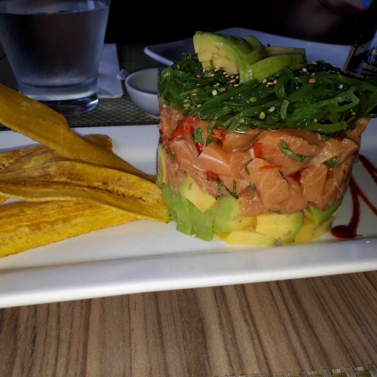 tartar de salmón.Tan delicioso como se ve !!