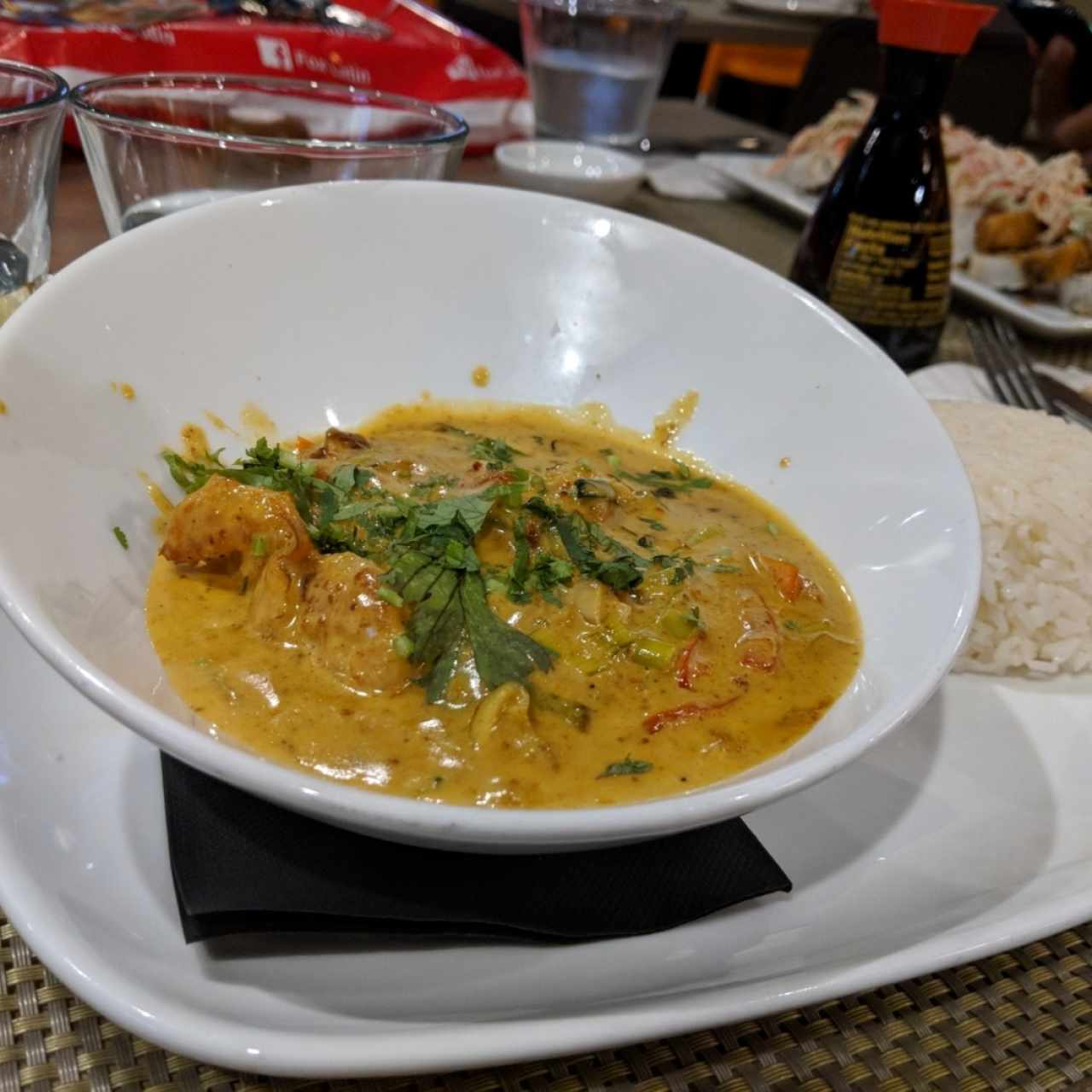 Curry de camarones
