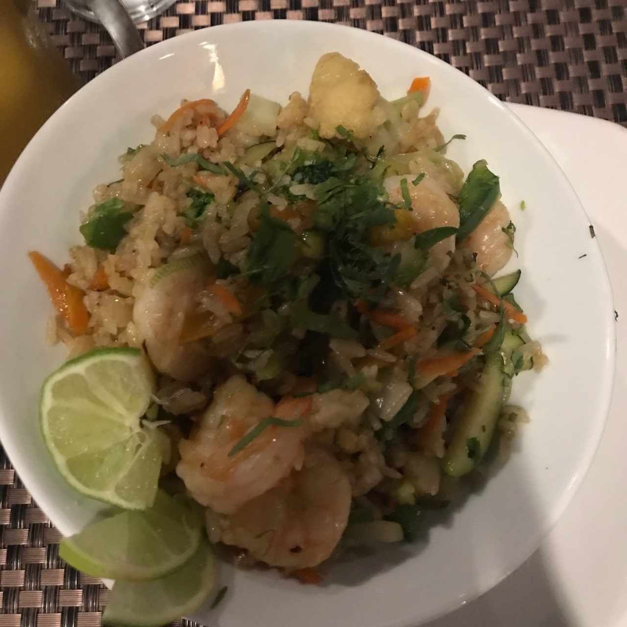 arroz thai con langostinos y vegetales