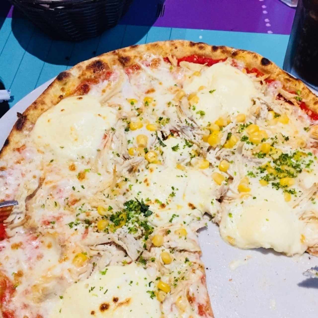 Pizza Rio de Janeiro - Pollo con queso catupiry y orégano, lo del maíz es invento mío