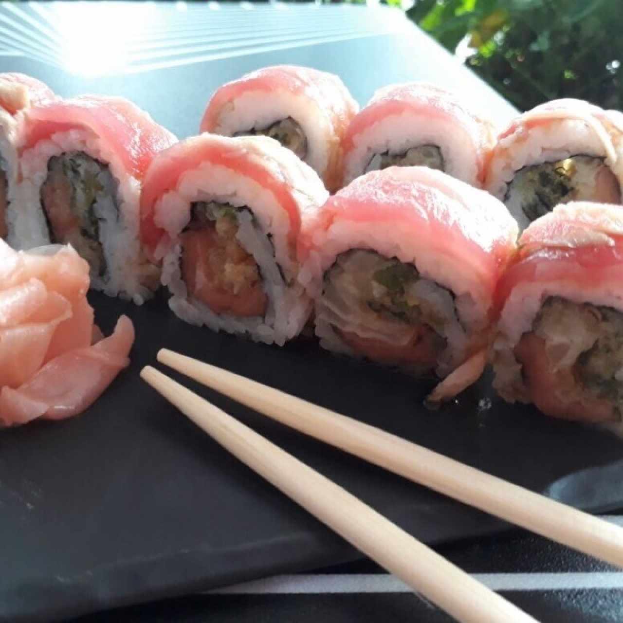 Sushi Bar - KAVA roll