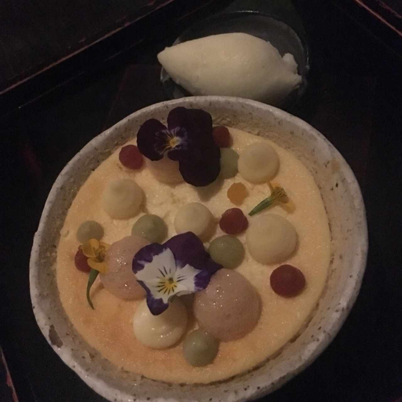 Cheesecake con helado de piña