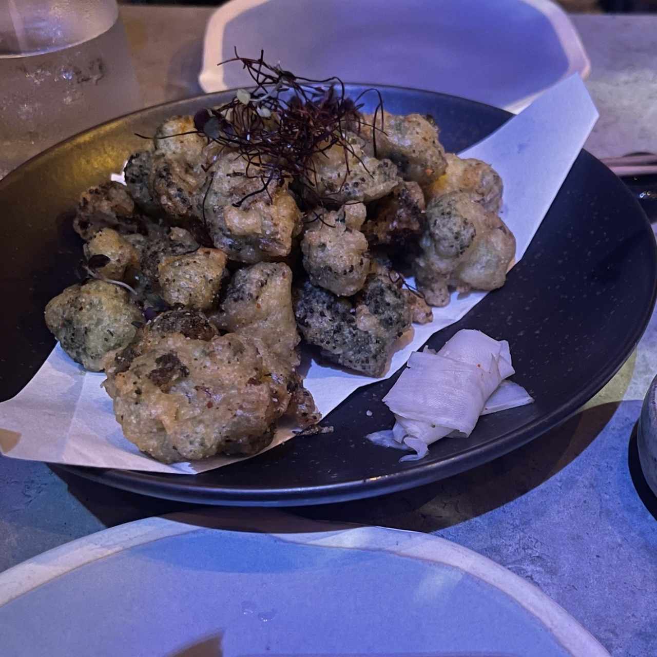 HOT - BROCCOLI TEMPURA