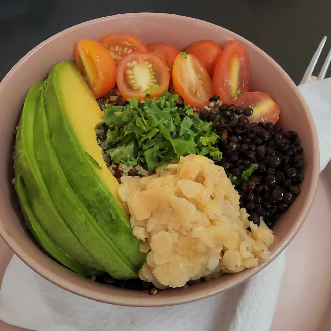 Veggie Quinoa Bowl - Ensalada
