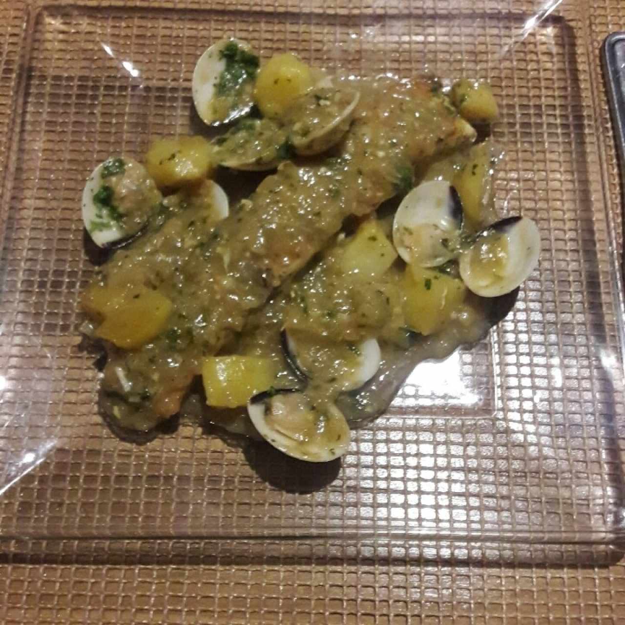 Corvina en salsa verde