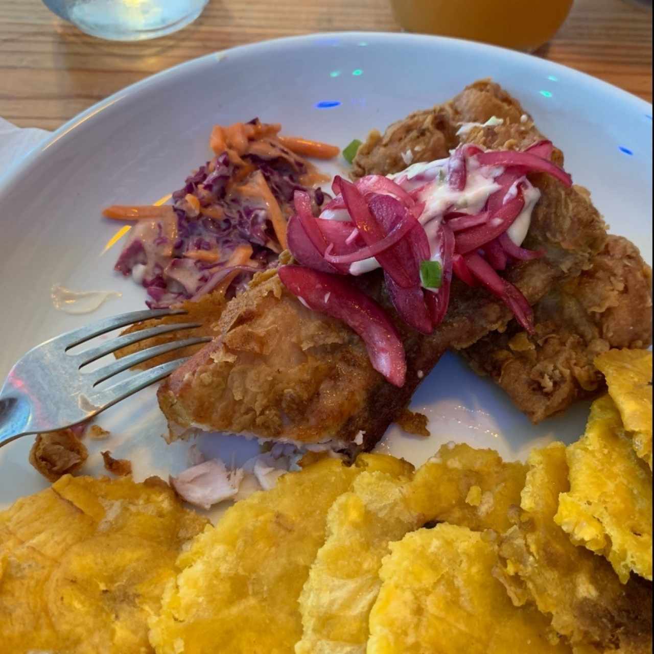 Filete de pescado del día con patacones