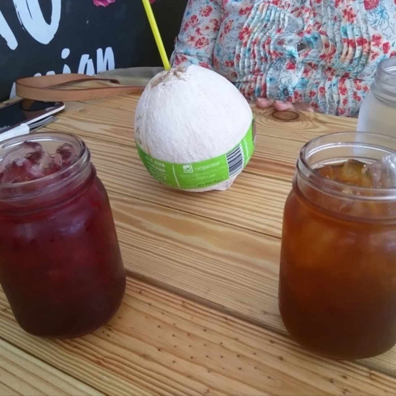 Agua de coco, Zaril con gengibre, limonda con panela