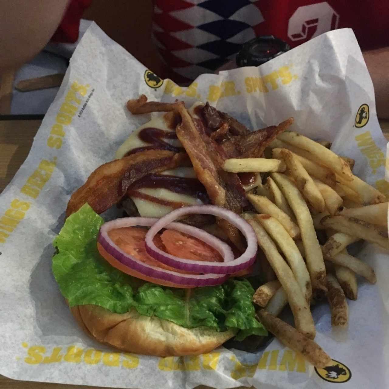 cheeseburger con bacon
