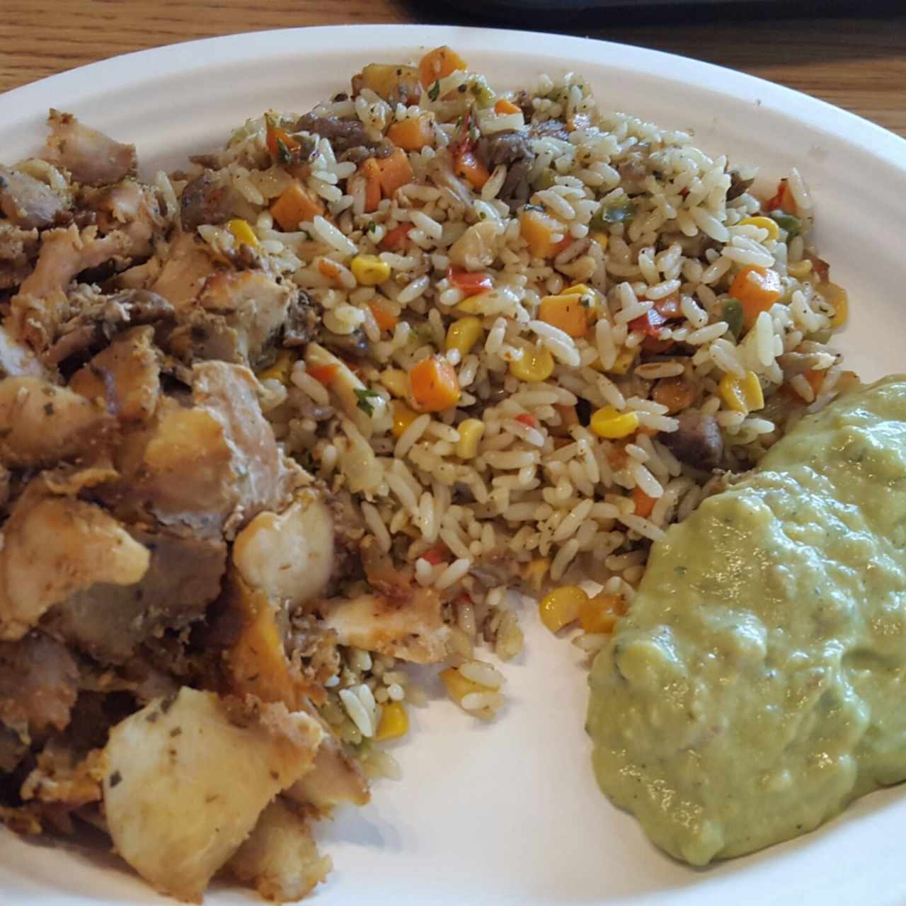 Yeero platters - Chicken yeero platters con arroz y guacamole