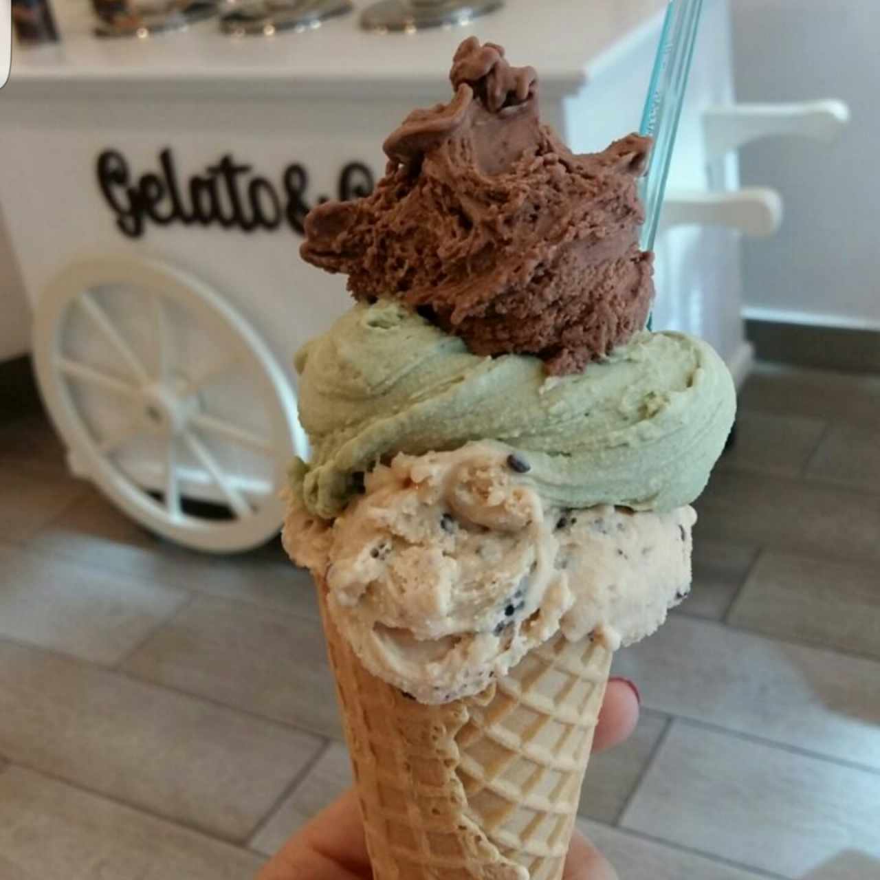 croc choc, pistacho y baci. 