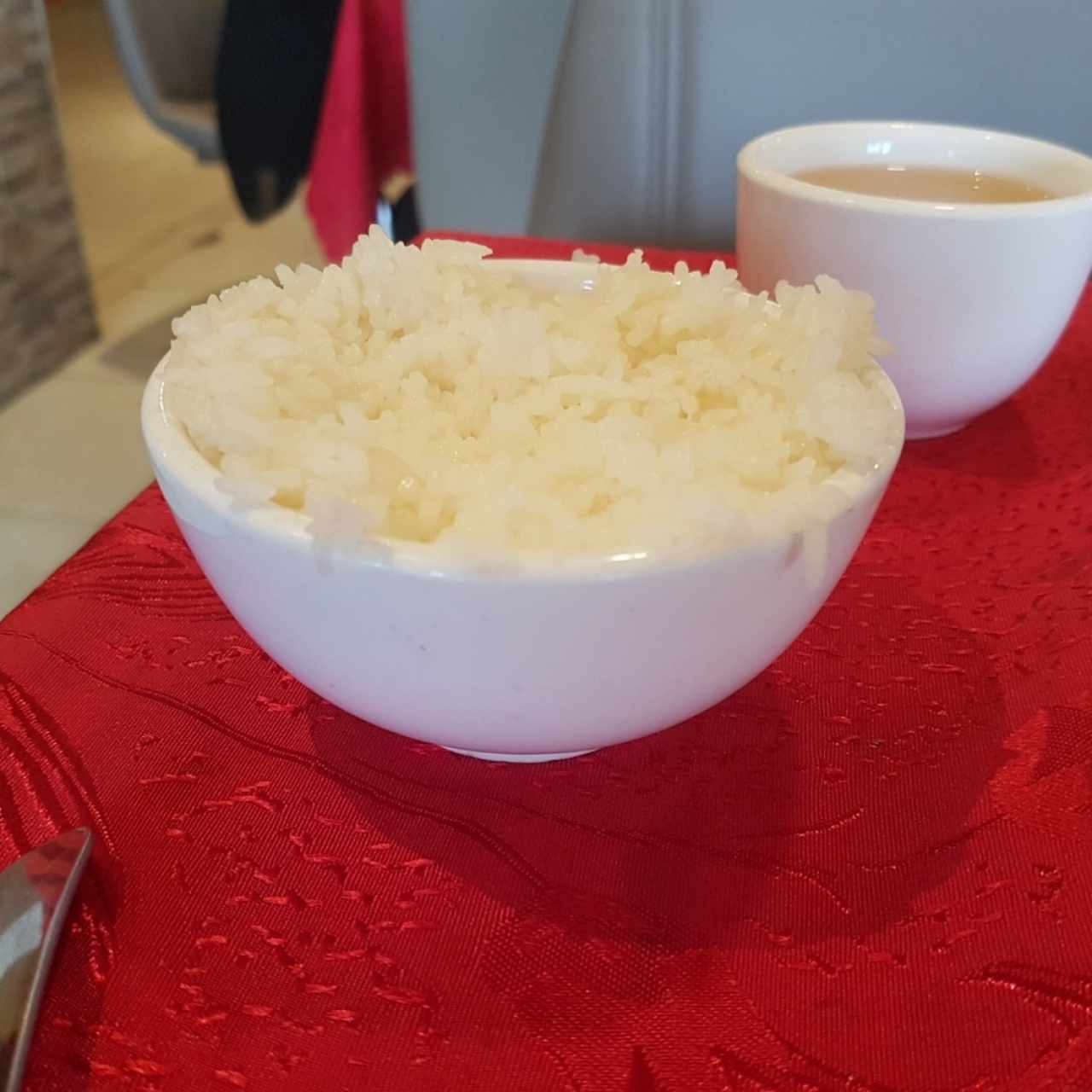 porción de arroz blanco