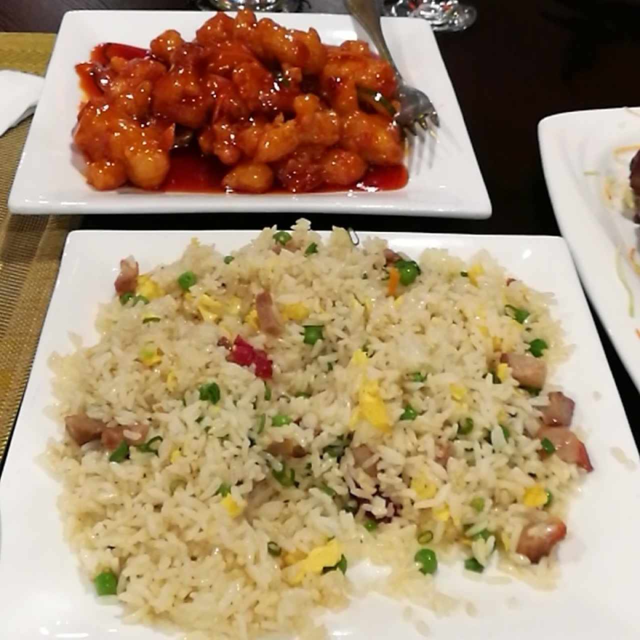 pollo agridulce y arroz frito