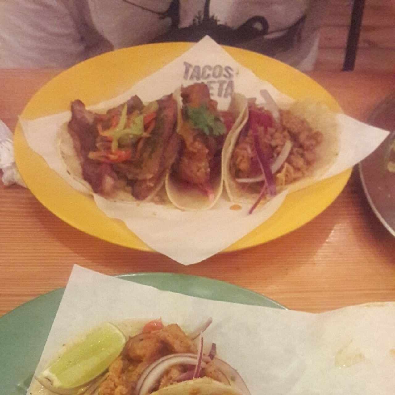 Tacos variados