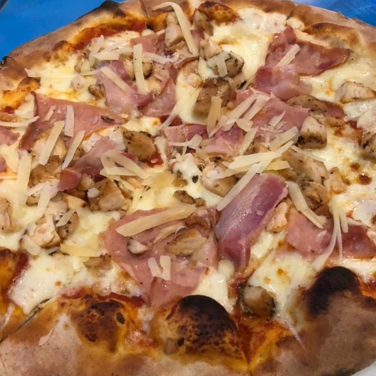 Pizzas Especiales - Pollo toscano