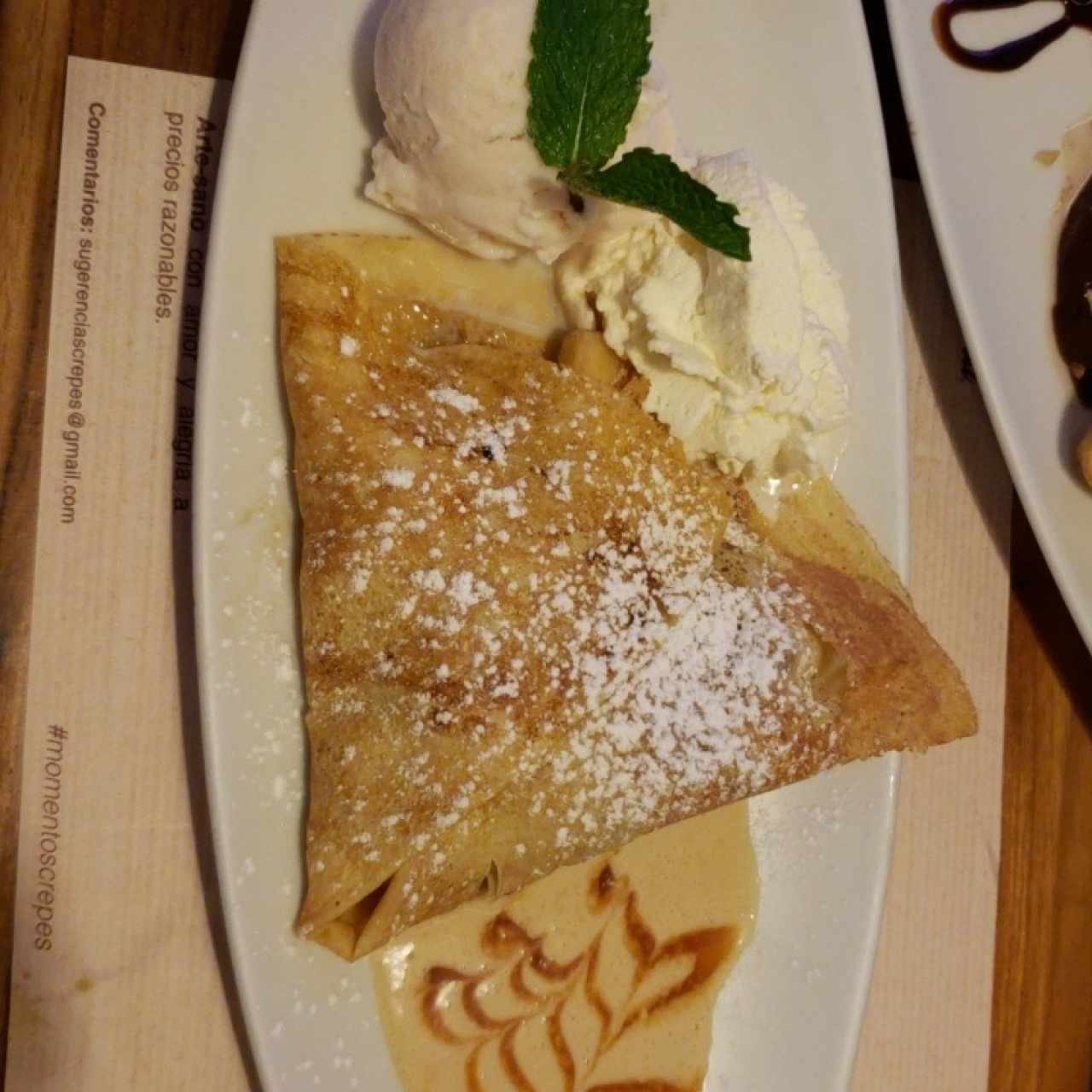 crepes manzana caramelizada