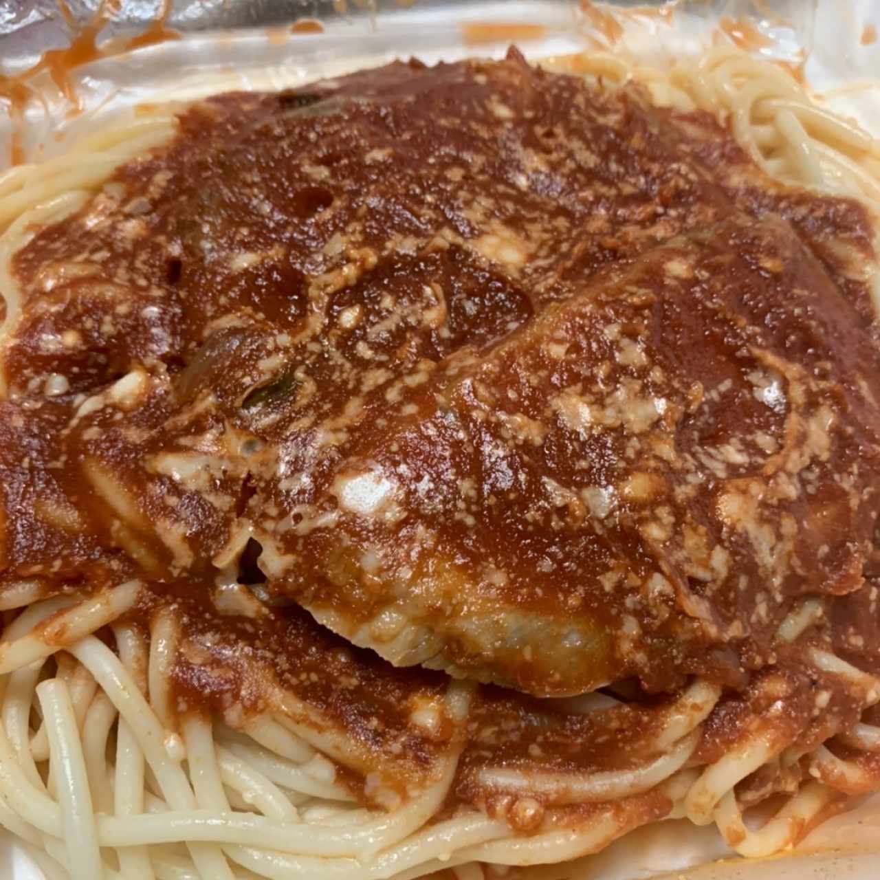 Spaghetti con Lomo