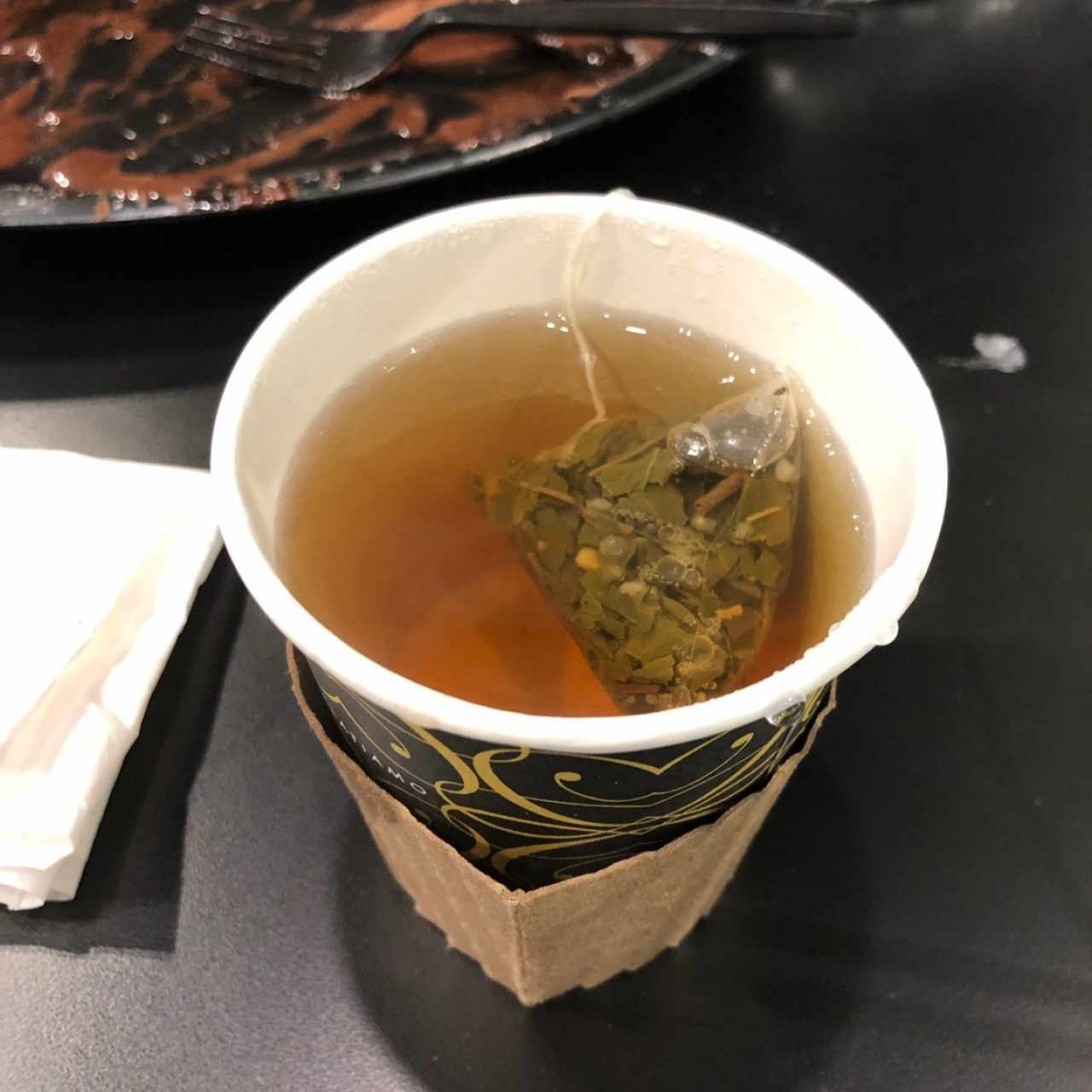 y un aromatico Té verde y Ginseng, me salvo de mi pecado. 