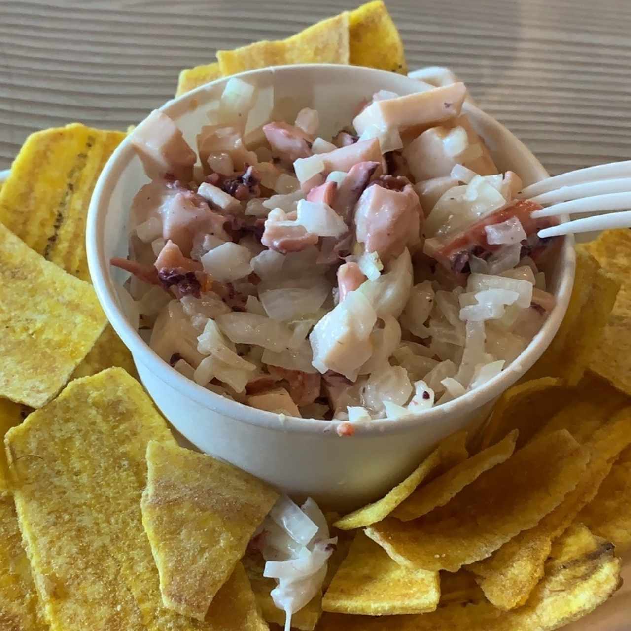 Ceviche de Combinación en salsa Inglesa con Coco