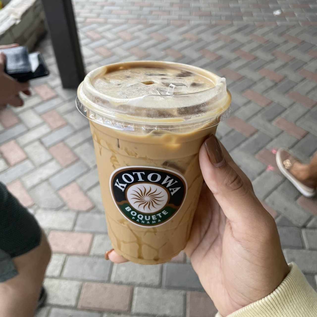 Iced caramel latte 