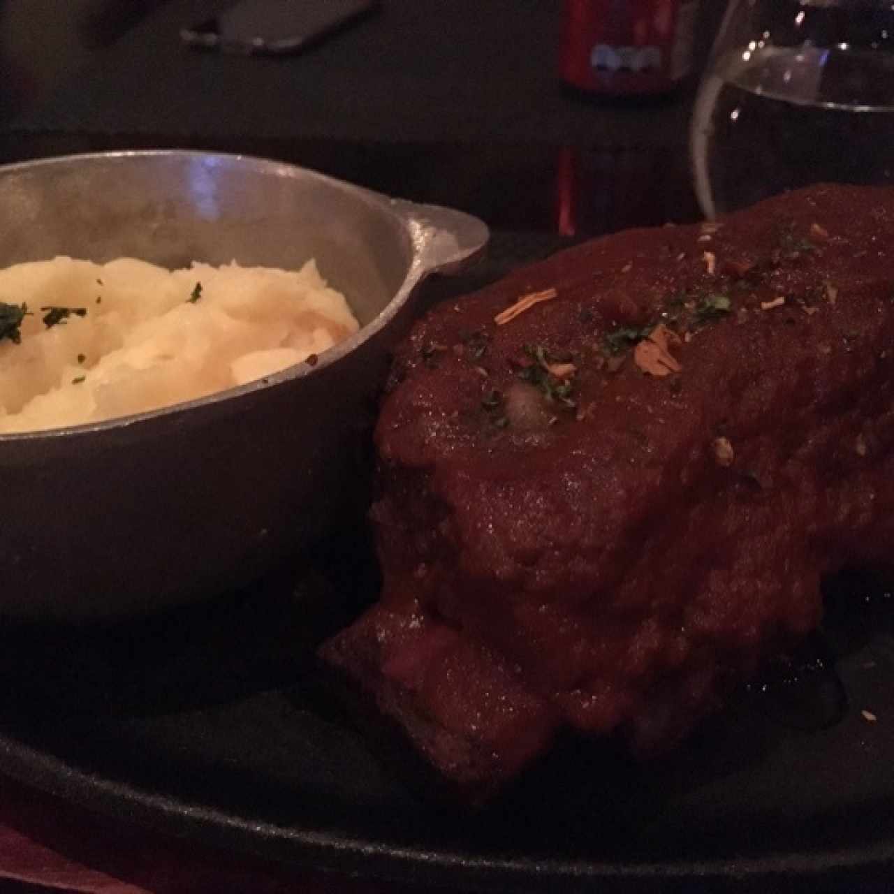 Short rib con glaze de tomate de árbol