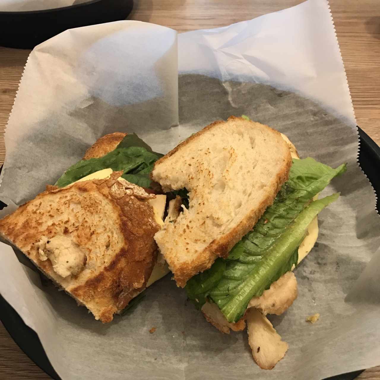 club sanwich especial sin cebolla y con lechuga