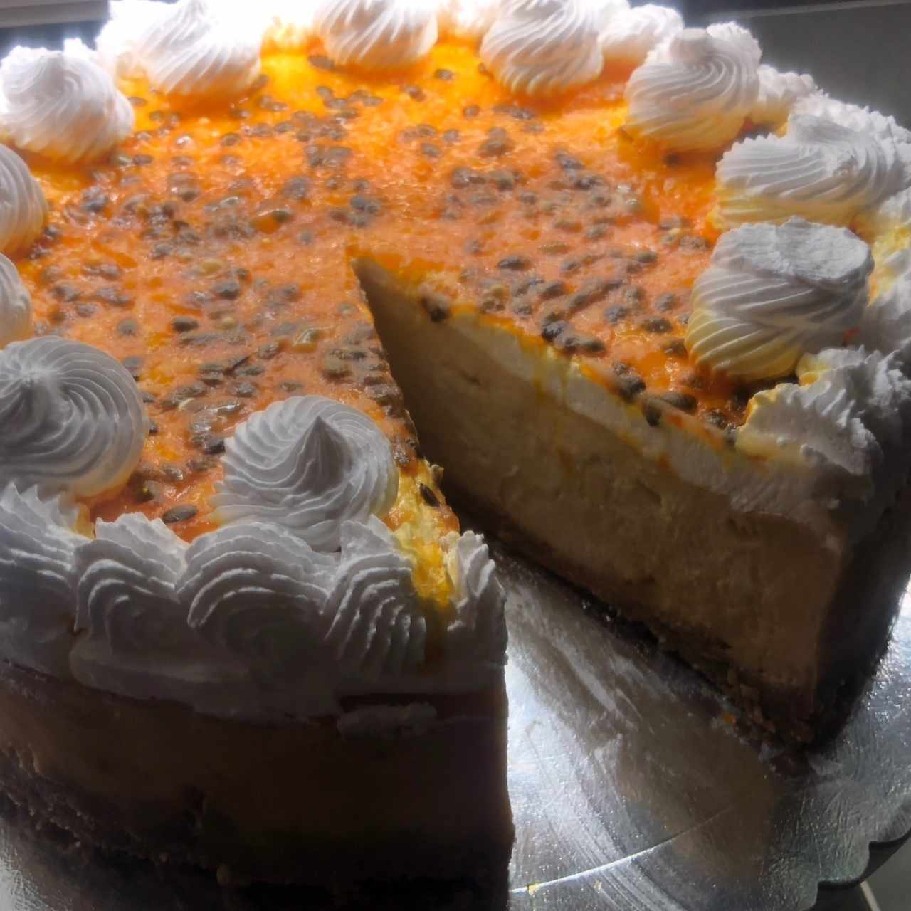 Passion fruit cheesecake 