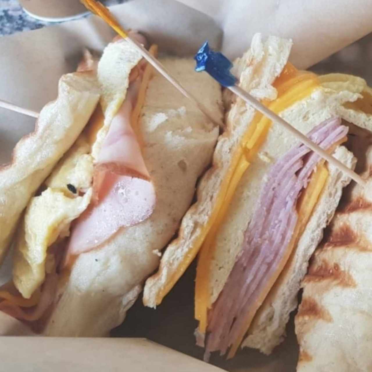 Sandwichitos - Jamón y Cheddar