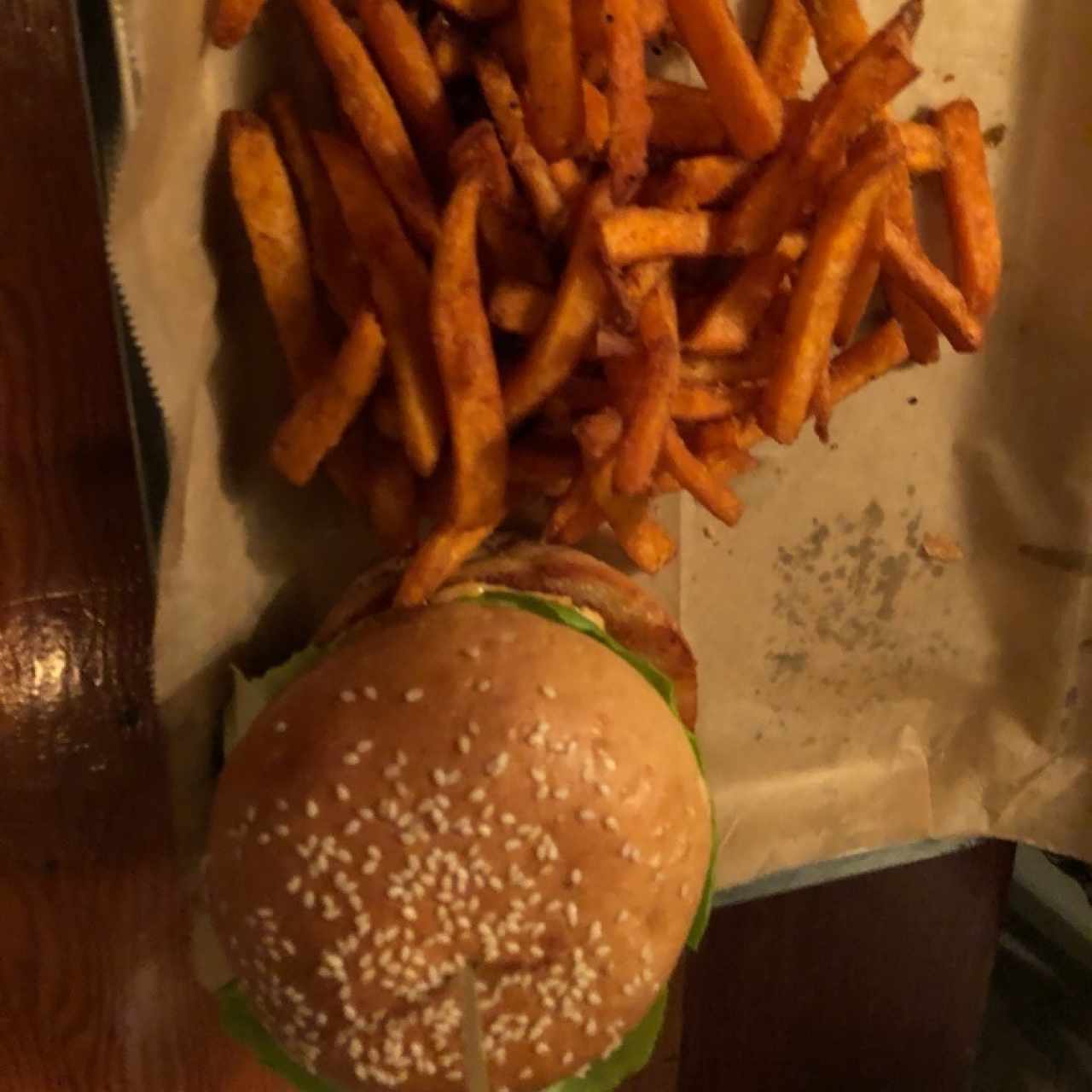 hamburguesa clasica con camote