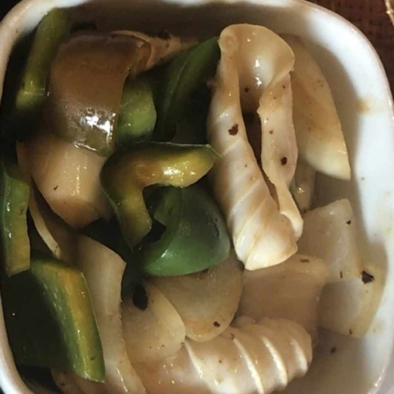 Calamares con vegetales