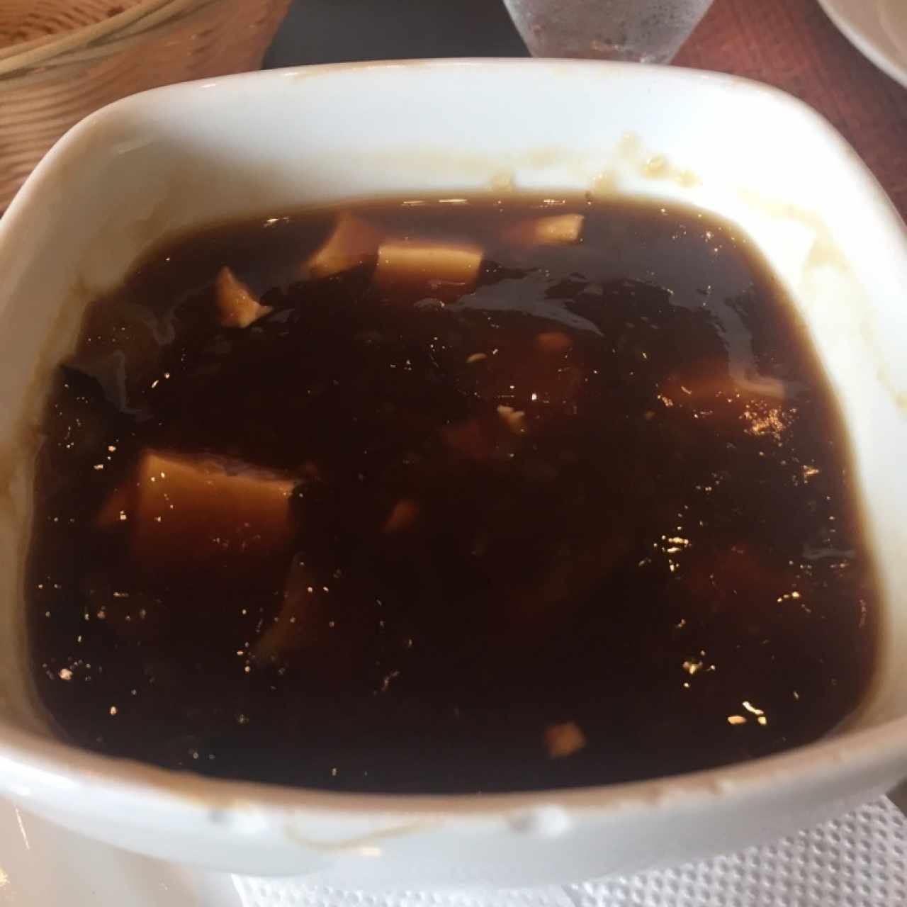 sopa de hongos chinos con pollo