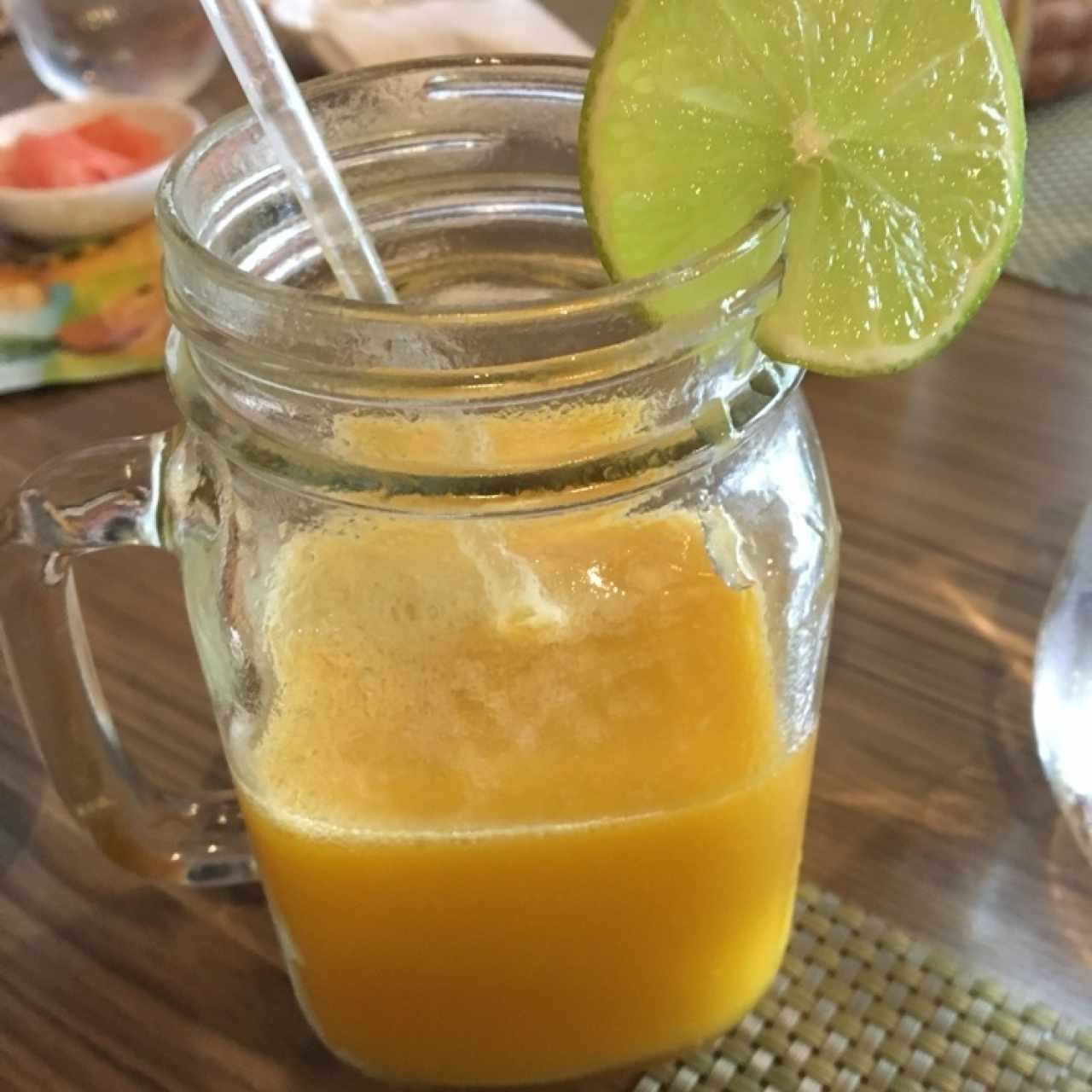 jugo de mango