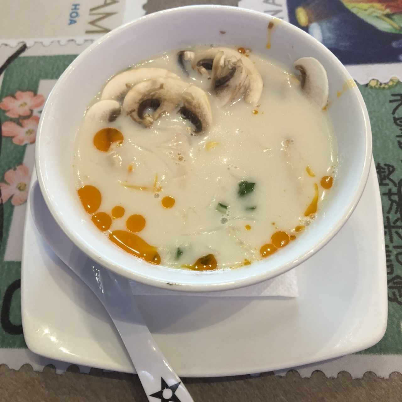 Sagradas Sopas - Tom Kha Gai