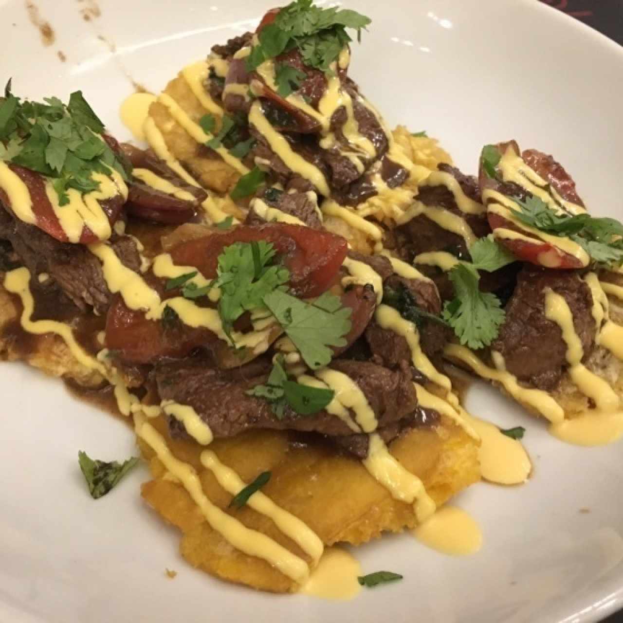 Patacones con Lomito Salteado... una entrada deliciosa!!!
