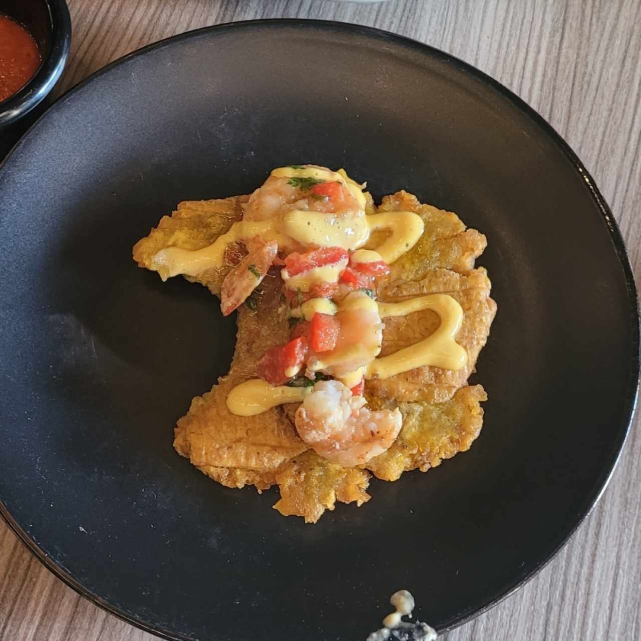 Patacones - Camarones al Ajillo