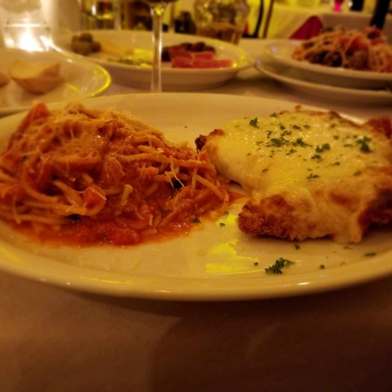 Pollo a la parmigiana