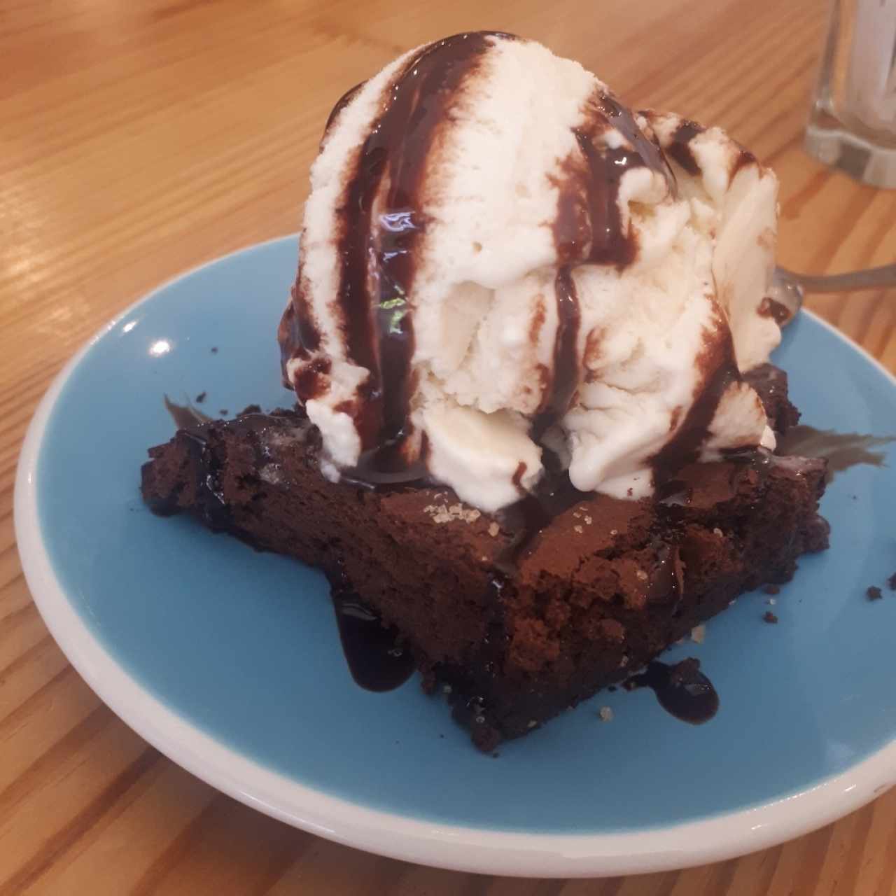 Brownie + helado 