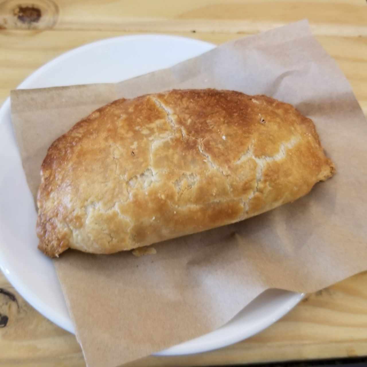 empanada de carne, papa y bacon