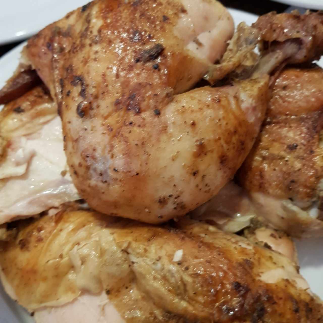 pollo a la brasa.