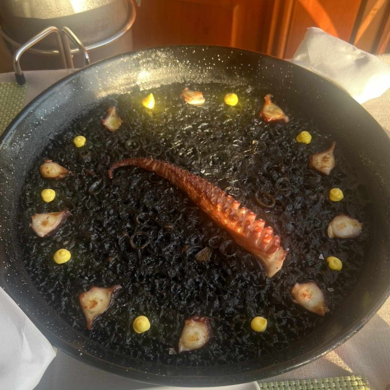 Paella de Sepia y Pulpo