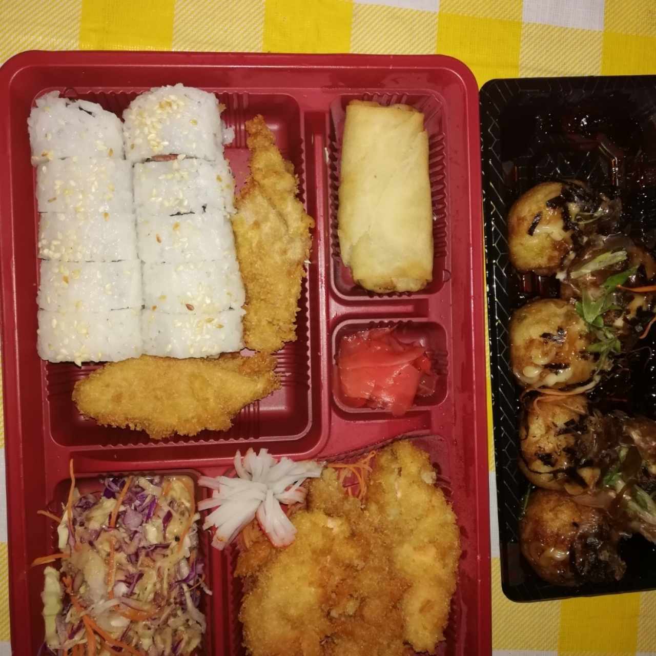 Takoyaki y Tokio sushi set 
