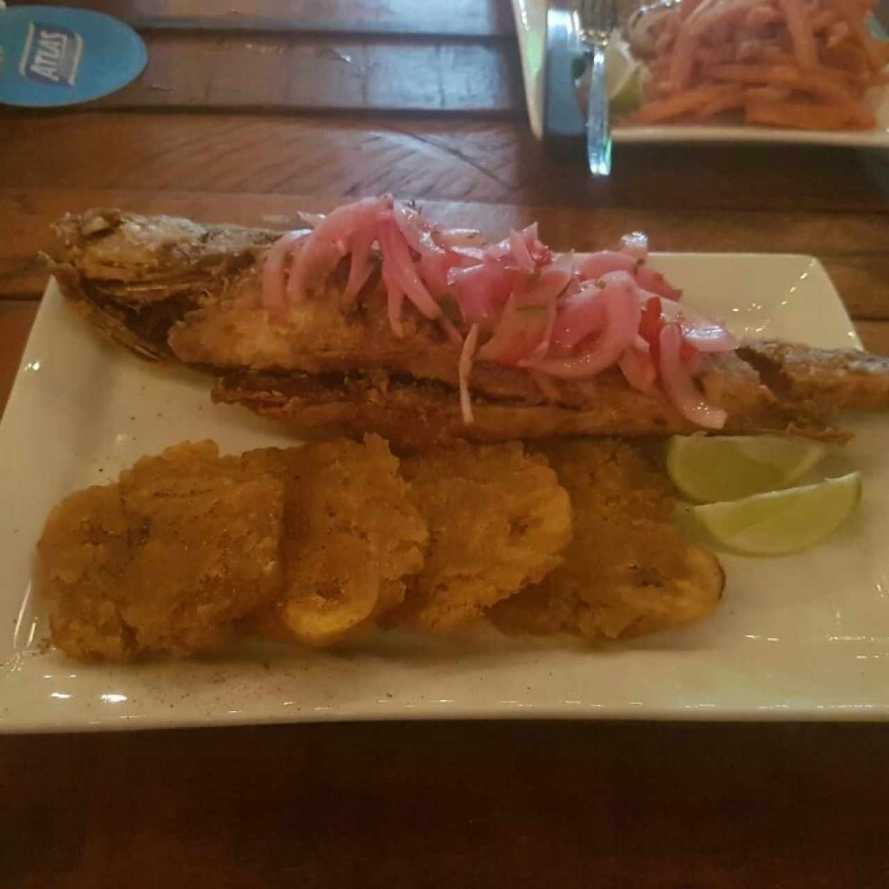 Pescado frito chorrillo style