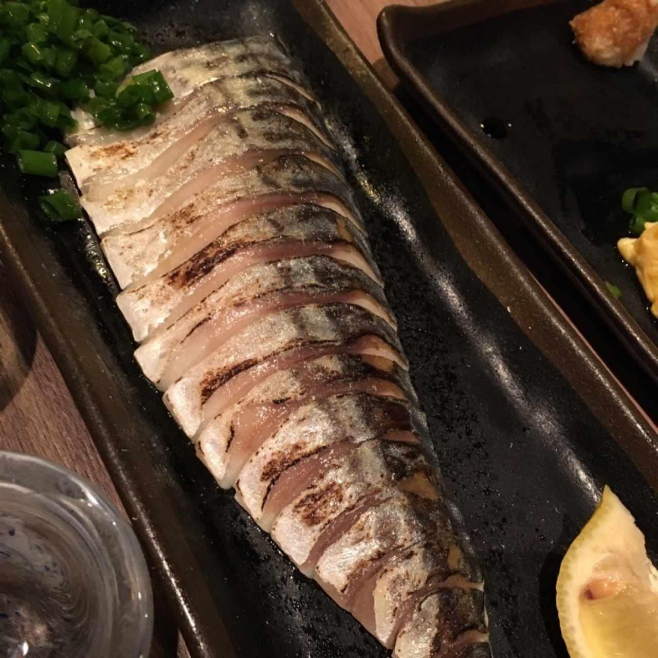 Pescado fresco - Shimesaba no aburi