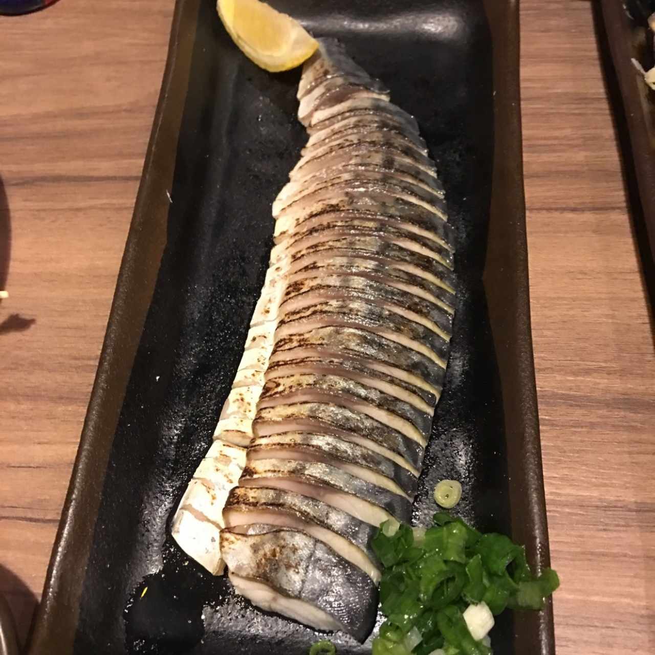 Pescado fresco - Shimesaba no aburi