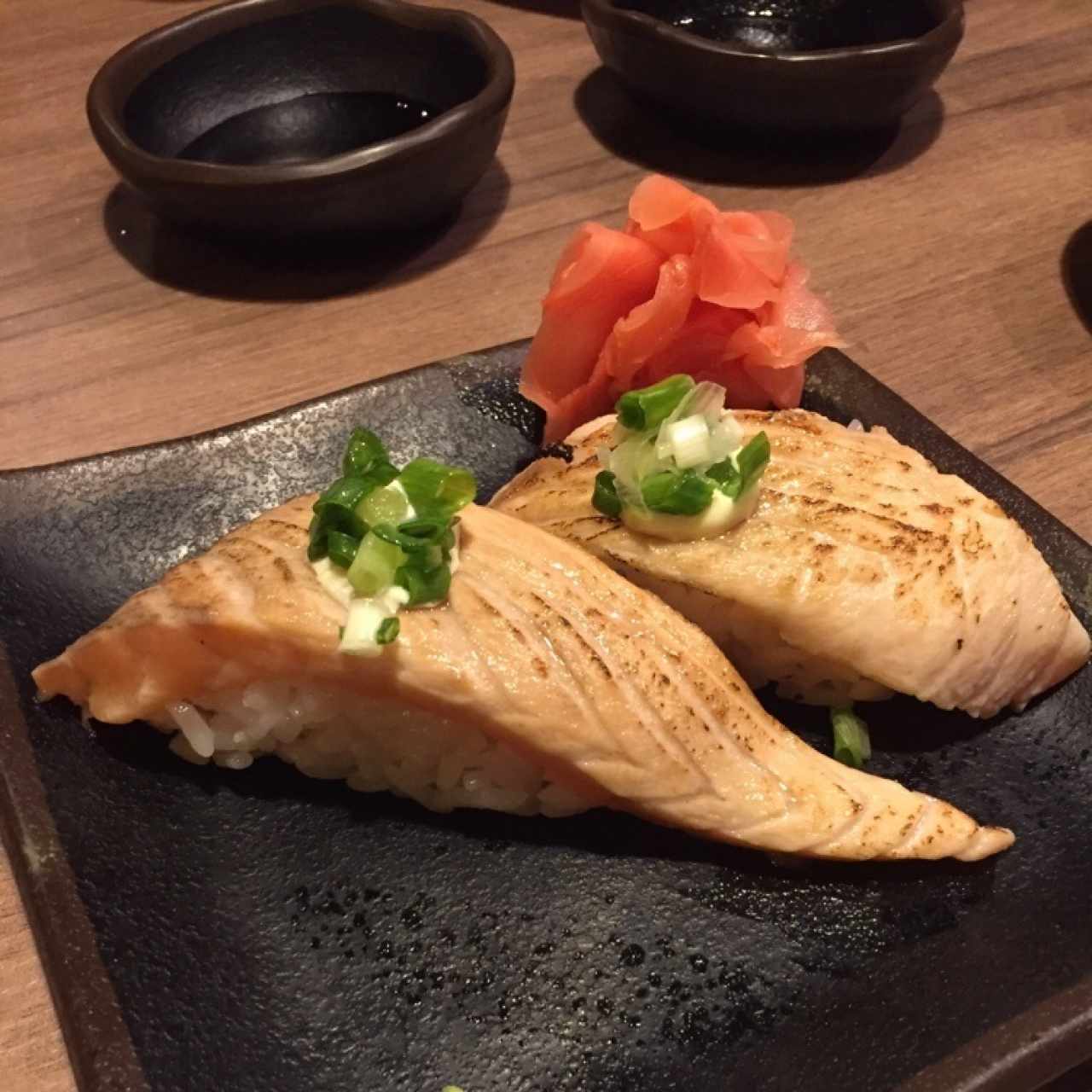 sushi salmón 
