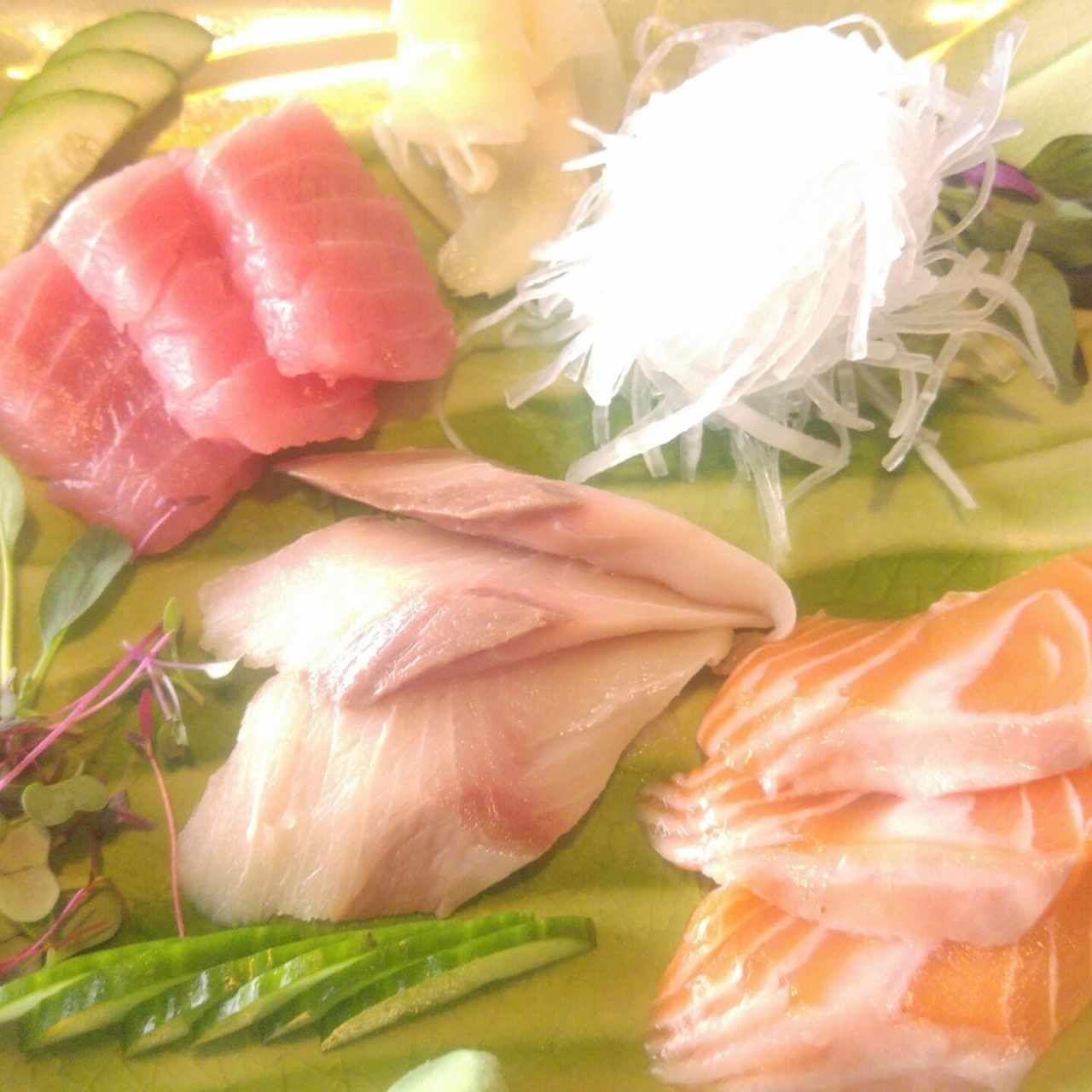 Almuerzo sashimi