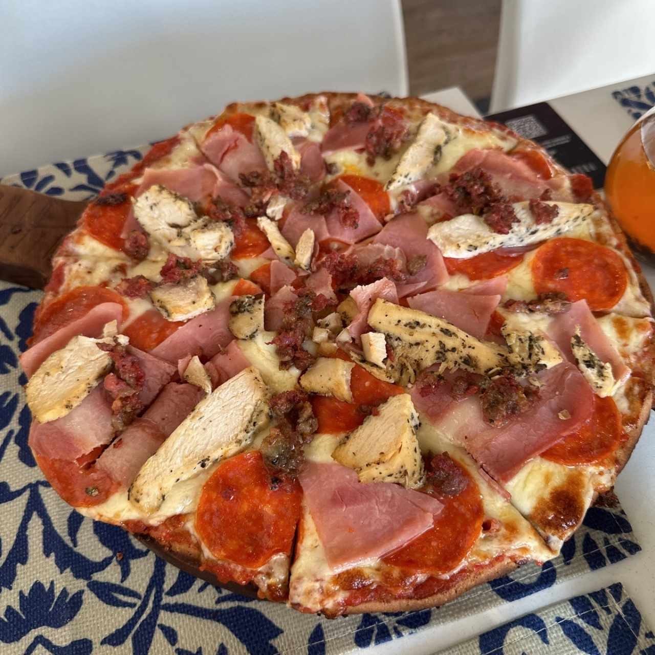 Pizze Speciali - Pizza Carnívora masa de almendra 
