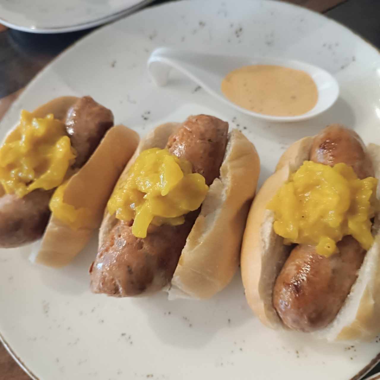 trio de choripanes