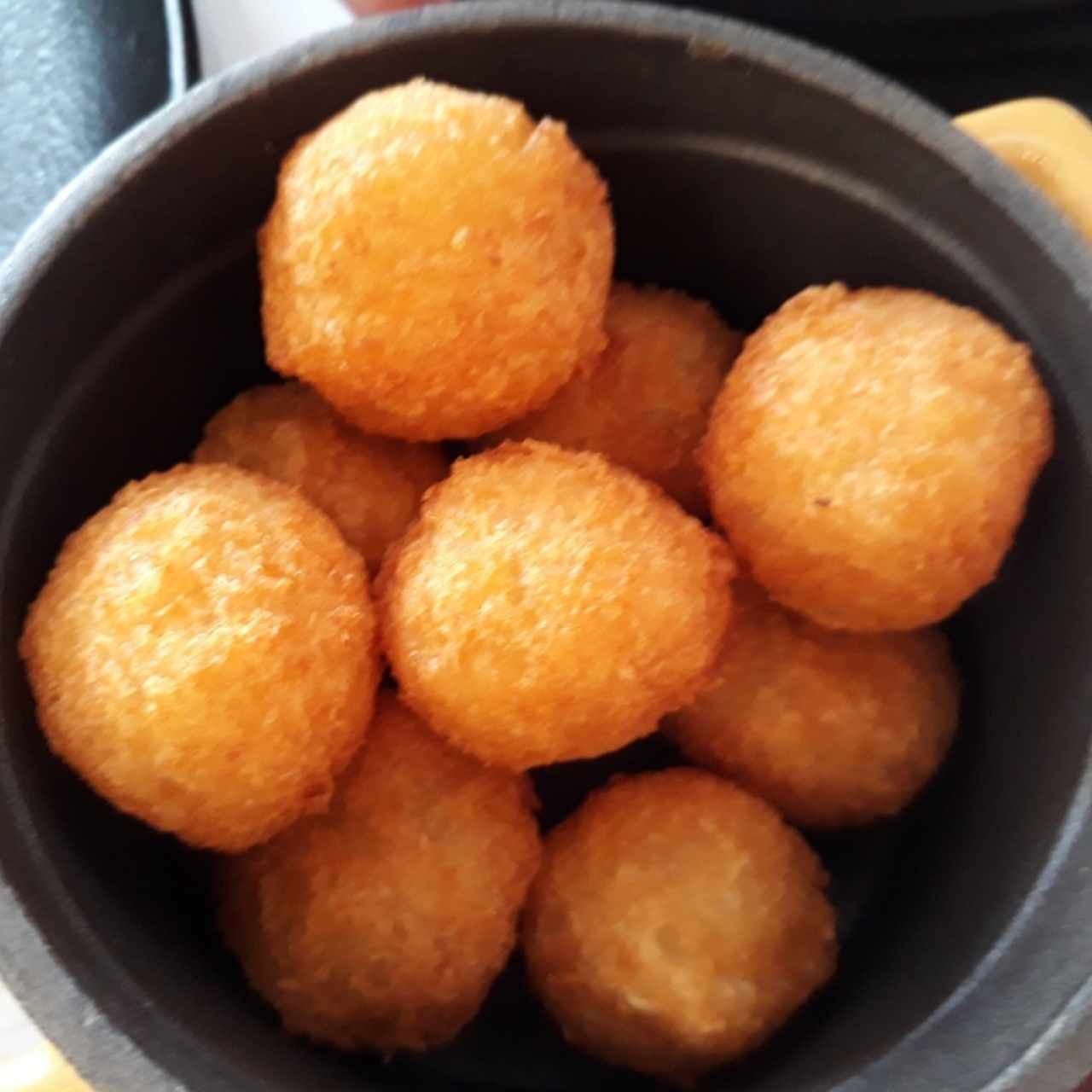 Acompañantes - Buñuelos de yuca