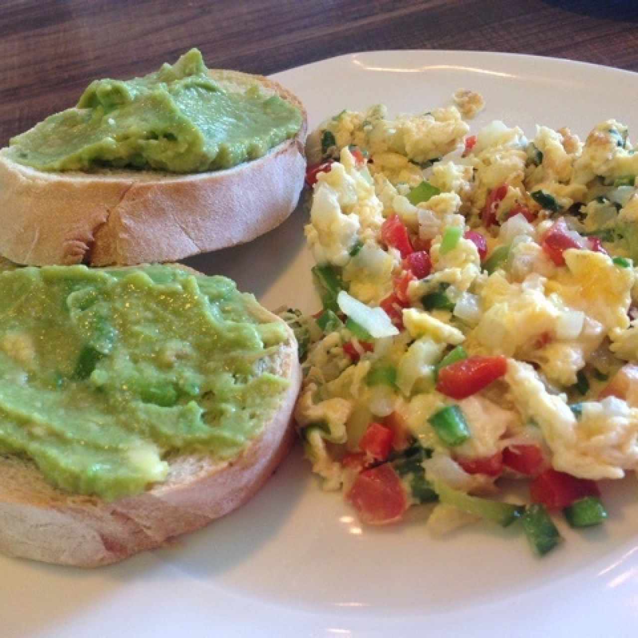 bread with avocado and eggs
